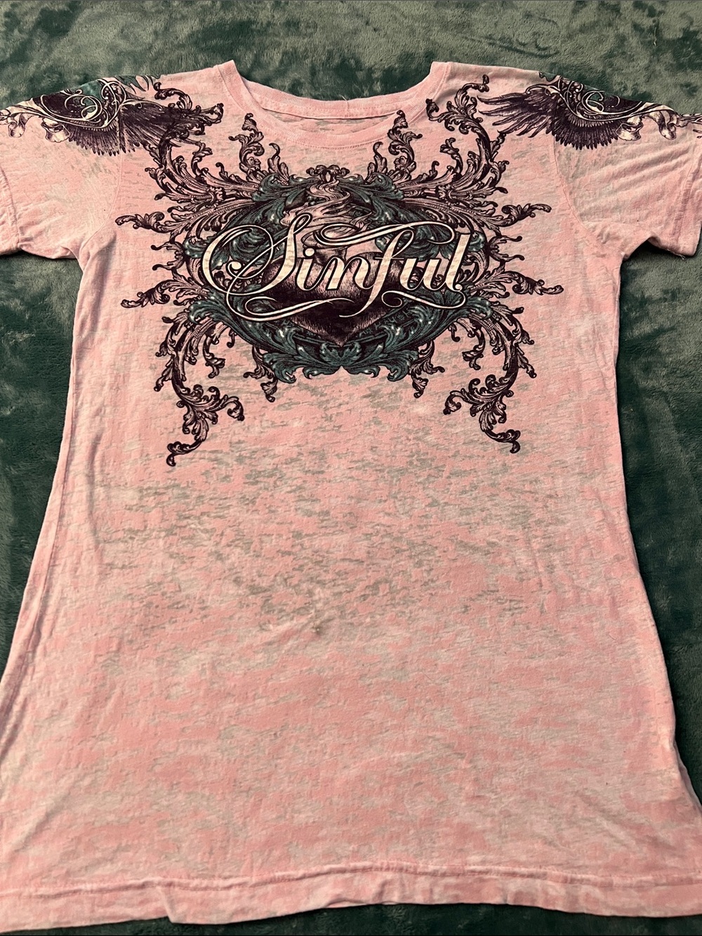 Sinful vintage made in USA 🇺🇸 Graphic Pink Burnout Tee , good condition